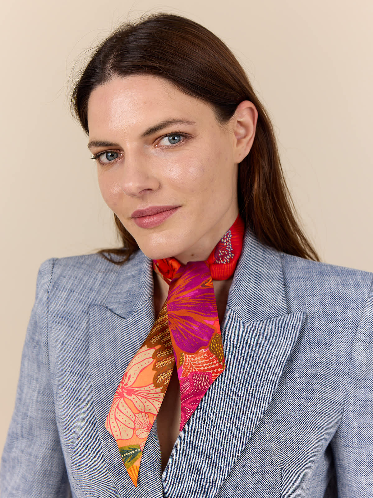 Bouquet Twilly narrow scarf. 100% silk. Pink, orange. Bella Ballou