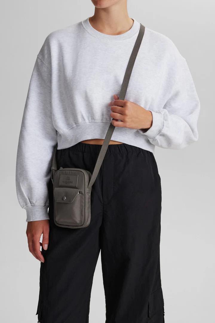 DarlaMBG mobiltaske. Major Brun monokrom. Unisex. Vandafvisende.Markberg