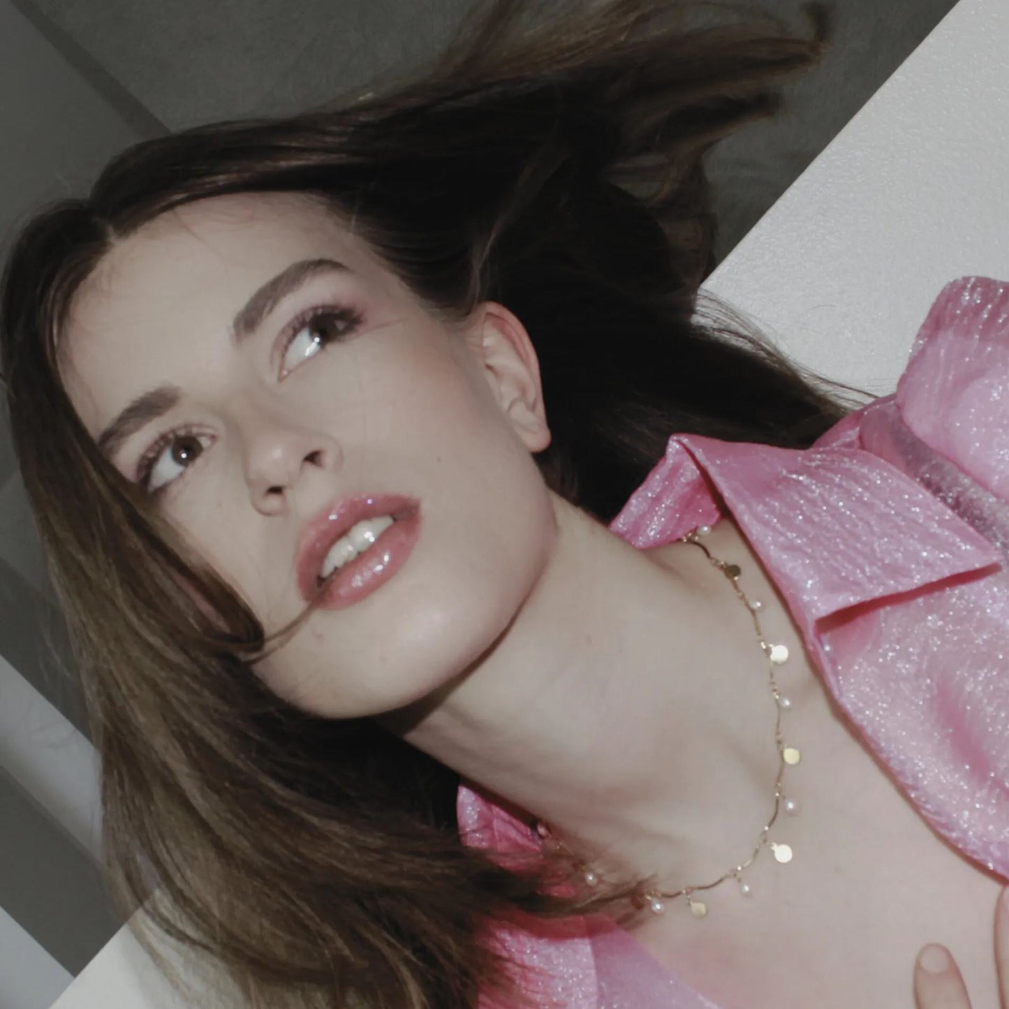 Joy Mønt og Perler vandfaste halskæde. 18K guldbelagt. Dansk Copenhagen