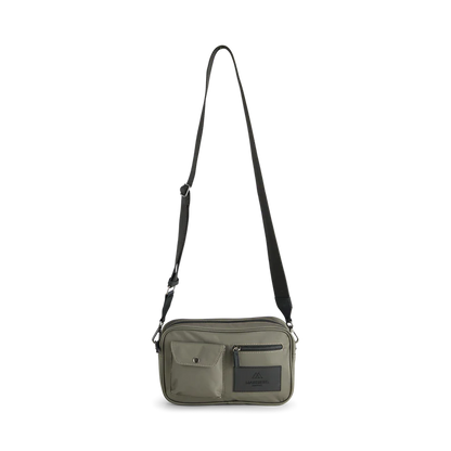 DarlaMBG crossbody water-repellent bag. Medium. Unisex. Olive green. 100% recycled polyester. Markberg