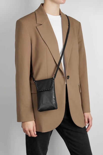 LuccaMBG mobiltaske med rem. Whipstitch model. Sort. Læder. Markberg