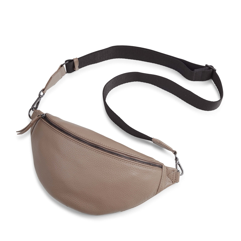 Bæltetaske Elinor bumbag, mavetaske. Walnut. Markberg