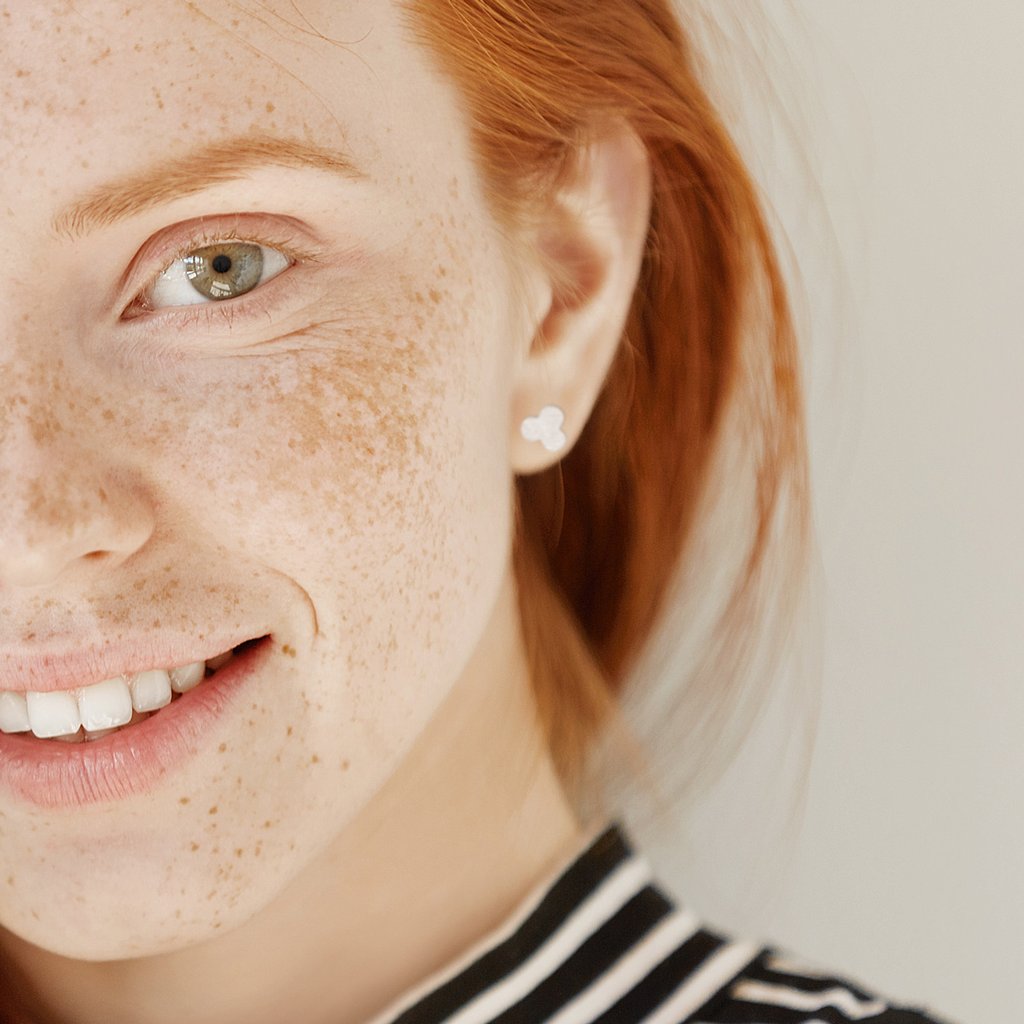 Clover ørestikker i sterling sølv