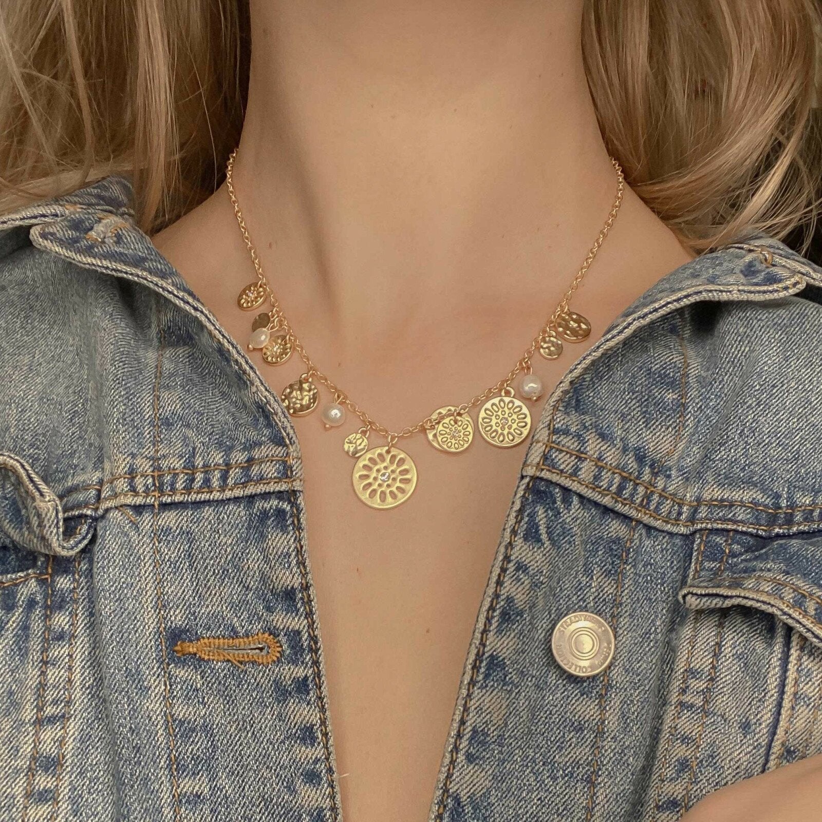 Daisy Multi halskæde med perler. Guldbelagt. Dansk Copenhagen